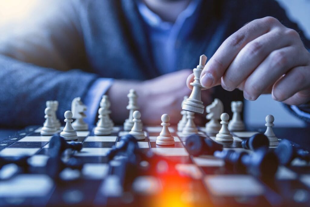 Quản trị chủ động (Proactive Control) thay vì phản ứng bị động ở khâu cuối.